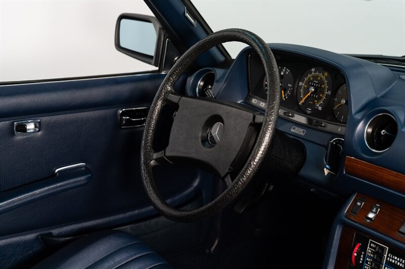 1980 Mercedes-Benz 280CE   - Photo 12 - Neptune City, NJ 07753