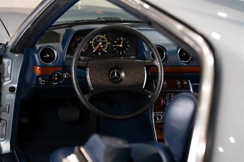 1980 Mercedes-Benz 280CE   - Photo 31 - Neptune City, NJ 07753