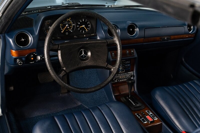1980 Mercedes-Benz 280CE   - Photo 19 - Neptune City, NJ 07753