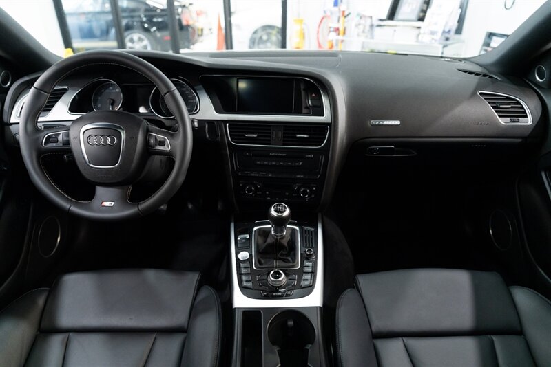 2009 Audi S5 quattro   - Photo 2 - Neptune City, NJ 07753