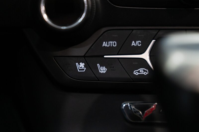 2014 Chevrolet Corvette Stingray Z51   - Photo 28 - Neptune City, NJ 07753