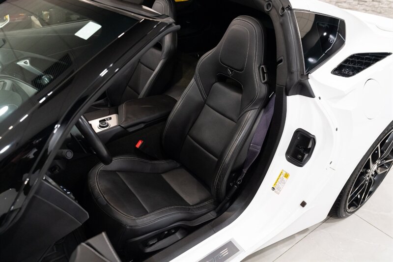 2014 Chevrolet Corvette Stingray Z51   - Photo 12 - Neptune City, NJ 07753