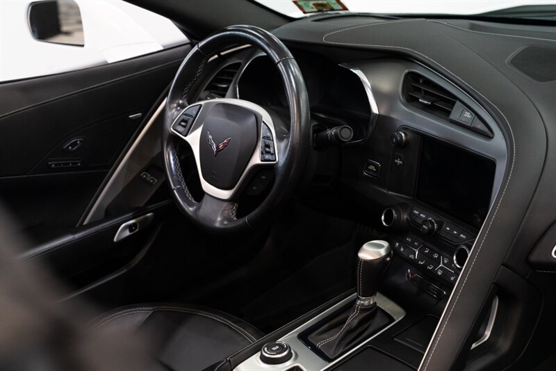 2014 Chevrolet Corvette Stingray Z51   - Photo 17 - Neptune City, NJ 07753