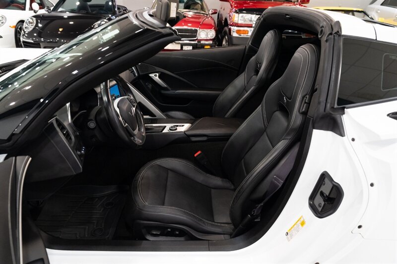 2014 Chevrolet Corvette Stingray Z51   - Photo 11 - Neptune City, NJ 07753