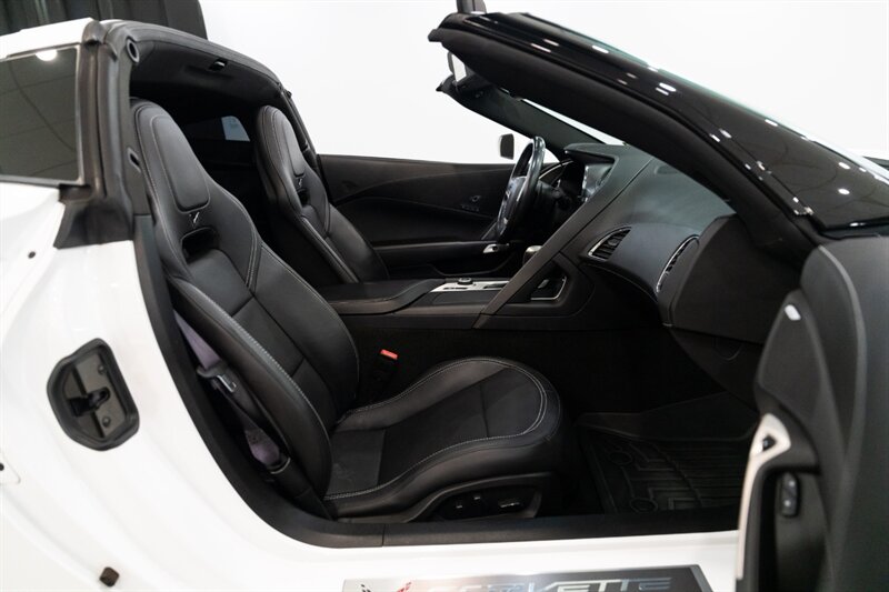 2014 Chevrolet Corvette Stingray Z51   - Photo 15 - Neptune City, NJ 07753