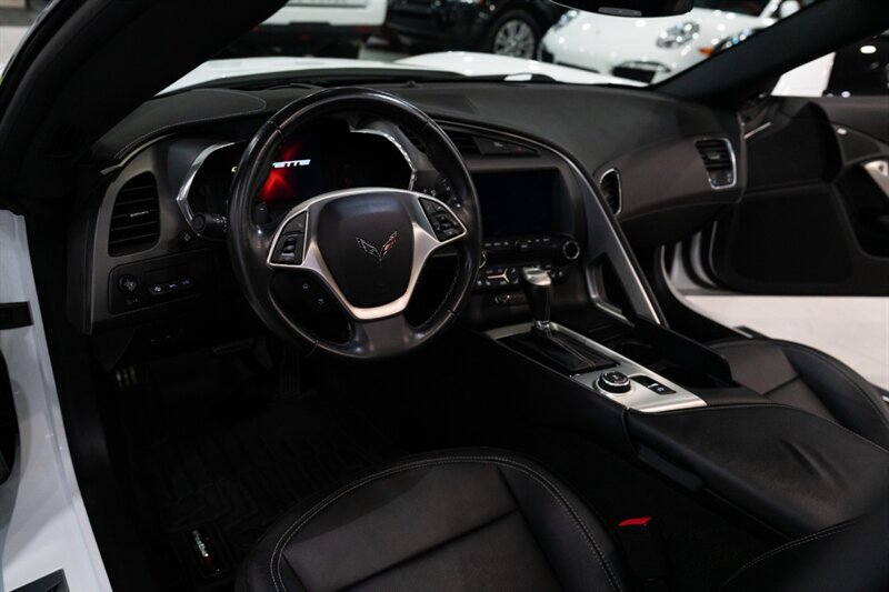 2014 Chevrolet Corvette Stingray Z51   - Photo 9 - Neptune City, NJ 07753