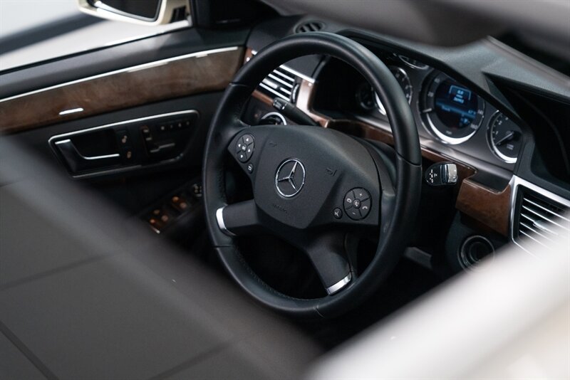 2013 Mercedes-Benz E 350 Sport 4MATIC   - Photo 26 - Neptune City, NJ 07753