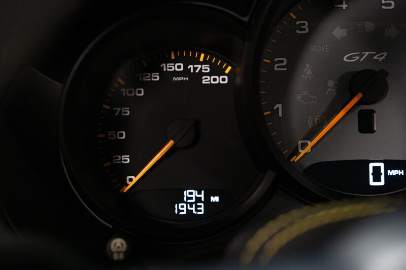 2016 Porsche Cayman GT4 - Photo 2 - Neptune City, NJ 07753