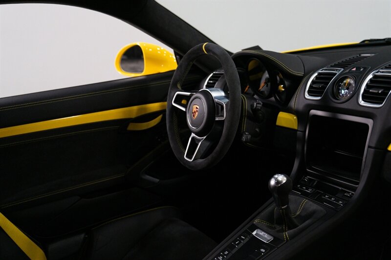 2016 Porsche Cayman GT4 - Photo 32 - Neptune City, NJ 07753