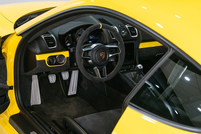 2016 Porsche Cayman GT4 - Photo 13 - Neptune City, NJ 07753