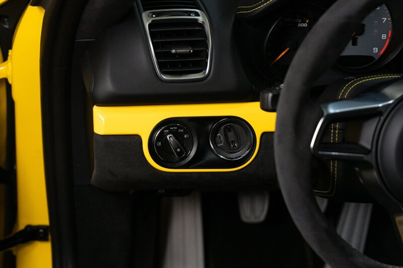 2016 Porsche Cayman GT4 - Photo 26 - Neptune City, NJ 07753