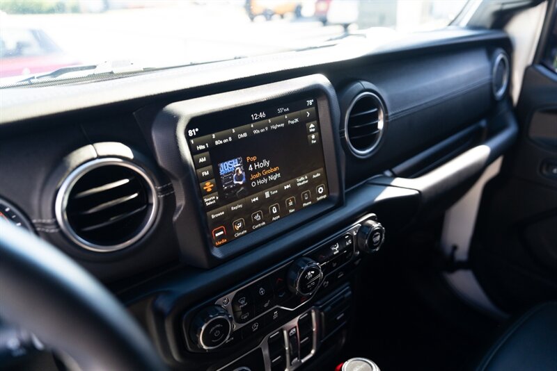 2020 Jeep Gladiator Overland   - Photo 20 - Neptune City, NJ 07753