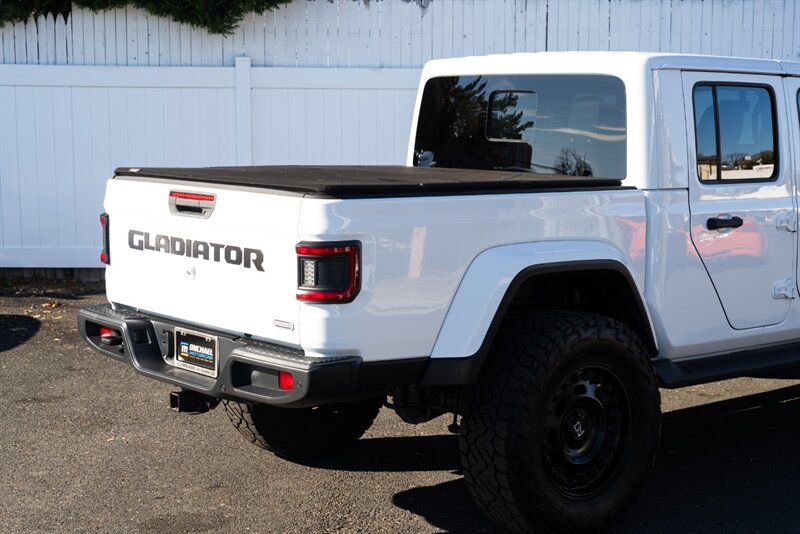 2020 Jeep Gladiator Overland   - Photo 39 - Neptune City, NJ 07753
