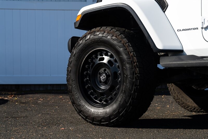 2020 Jeep Gladiator Overland   - Photo 43 - Neptune City, NJ 07753