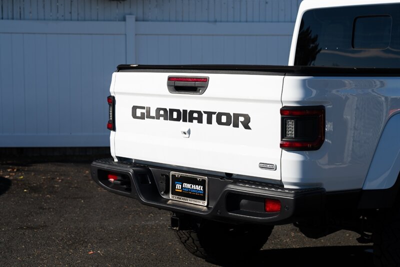 2020 Jeep Gladiator Overland   - Photo 37 - Neptune City, NJ 07753