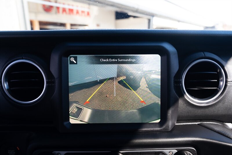 2020 Jeep Gladiator Overland   - Photo 22 - Neptune City, NJ 07753