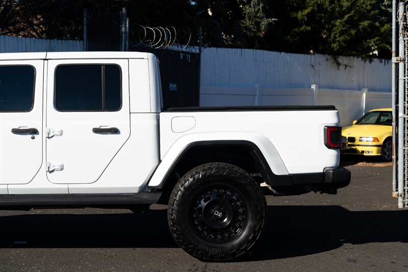 2020 Jeep Gladiator Overland   - Photo 42 - Neptune City, NJ 07753