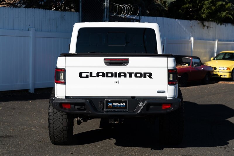 2020 Jeep Gladiator Overland   - Photo 4 - Neptune City, NJ 07753