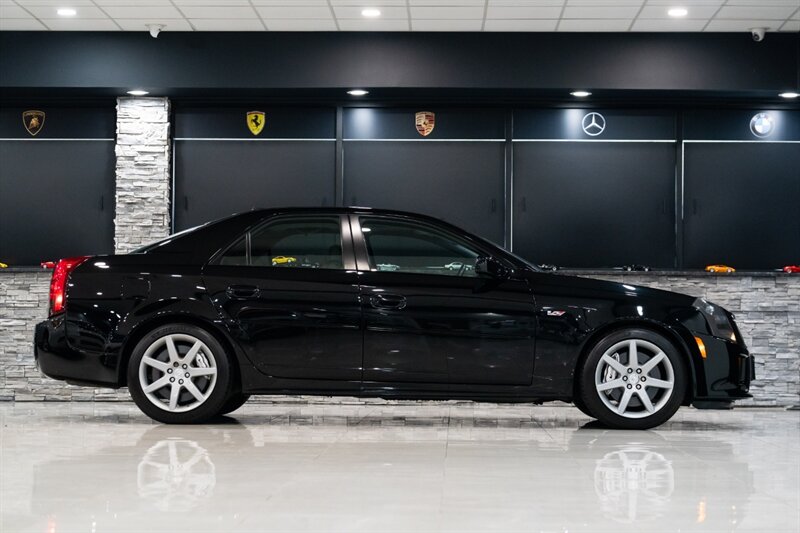 2005 Cadillac CTS-V - Photo 40 - Neptune City, NJ 07753