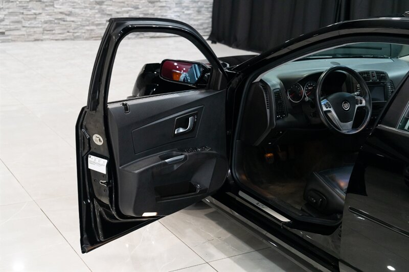 2005 Cadillac CTS-V - Photo 31 - Neptune City, NJ 07753