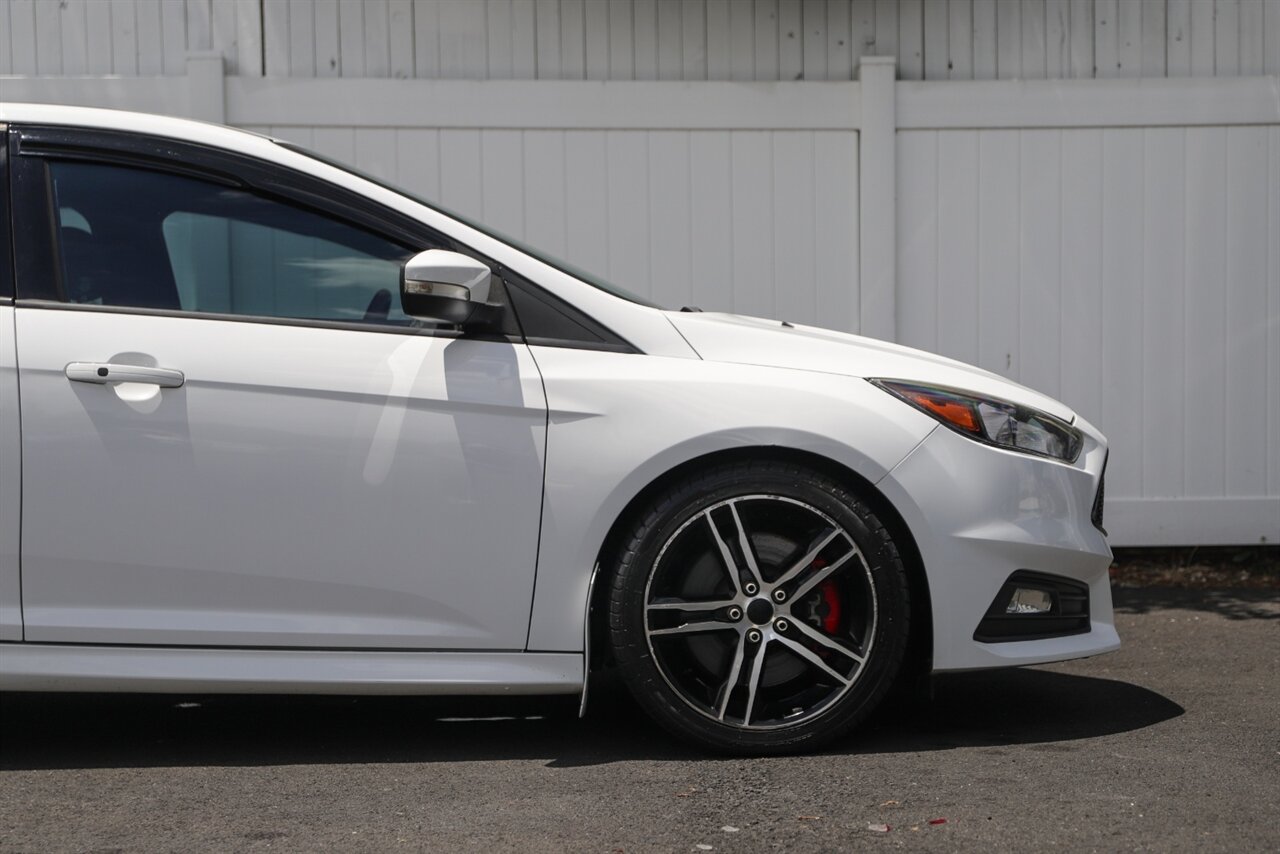 2017 Ford Focus ST   - Photo 49 - Neptune City, NJ 07753