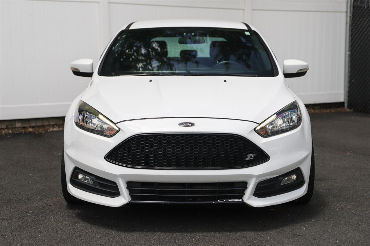 2017 Ford Focus ST   - Photo 9 - Neptune City, NJ 07753