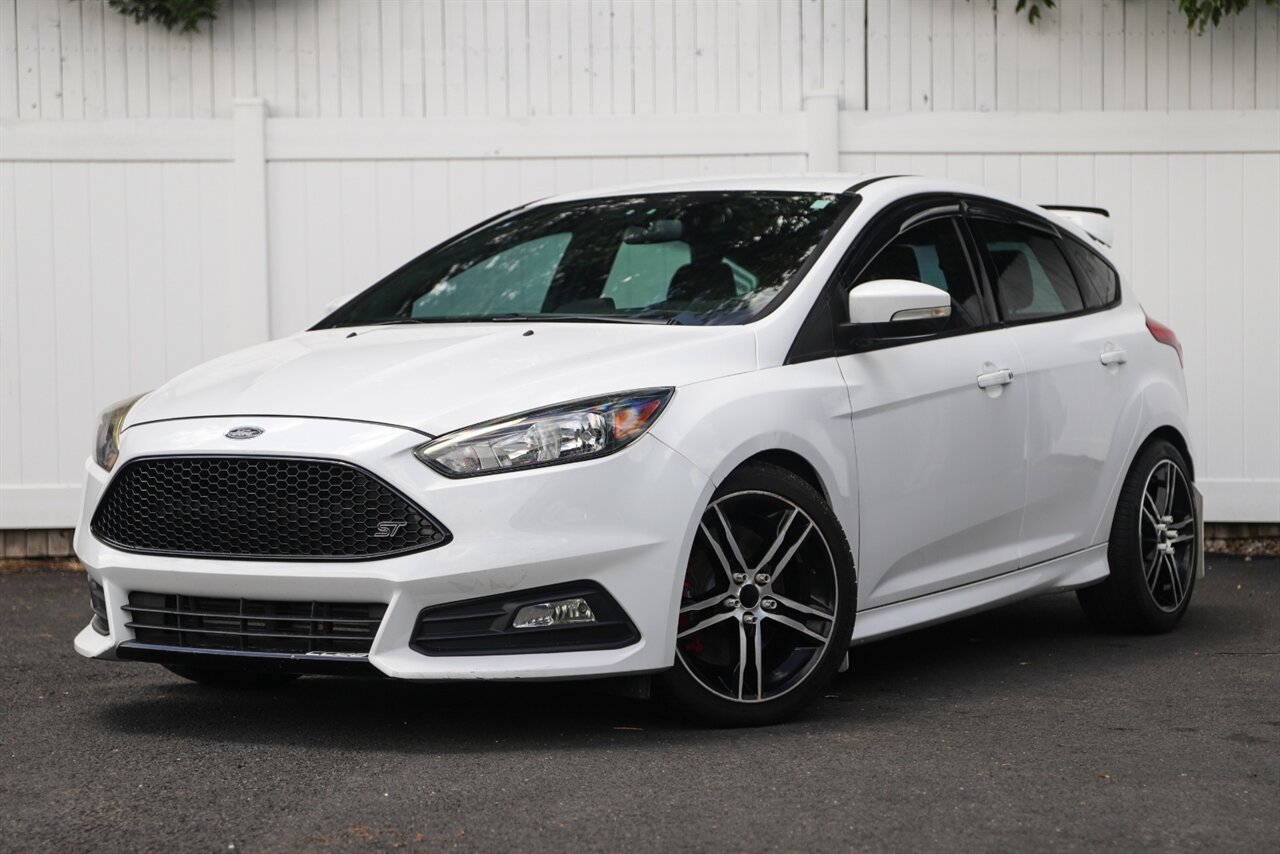 2017 Ford Focus ST   - Photo 10 - Neptune City, NJ 07753