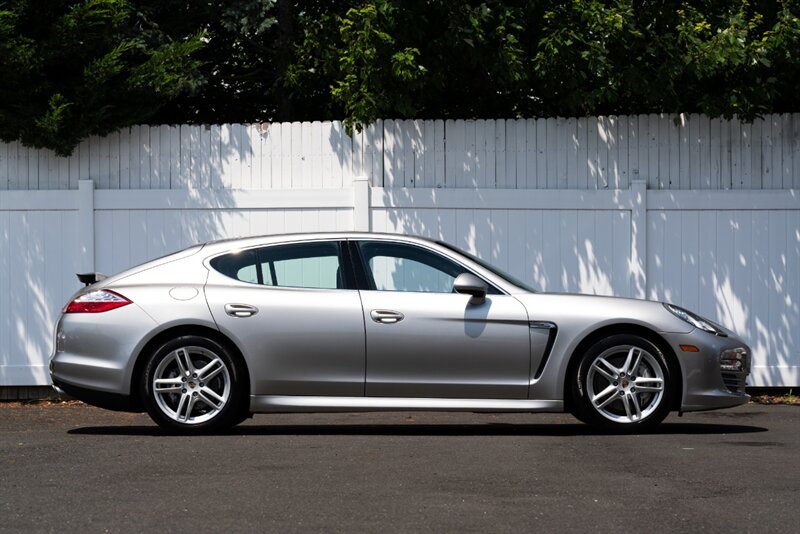 2011 Porsche Panamera 4S   - Photo 19 - Neptune City, NJ 07753