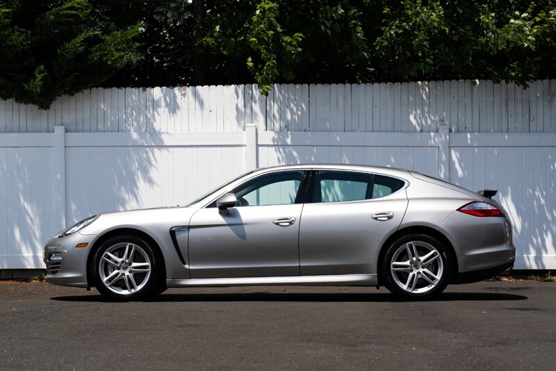 2011 Porsche Panamera 4S   - Photo 15 - Neptune City, NJ 07753