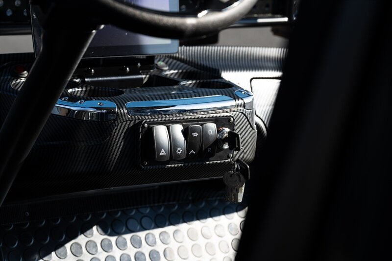 2025 ICONEPIC E60L   - Photo 4 - Neptune City, NJ 07753