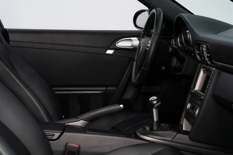 2007 Porsche 911 Carrera - Photo 30 - Neptune City, NJ 07753