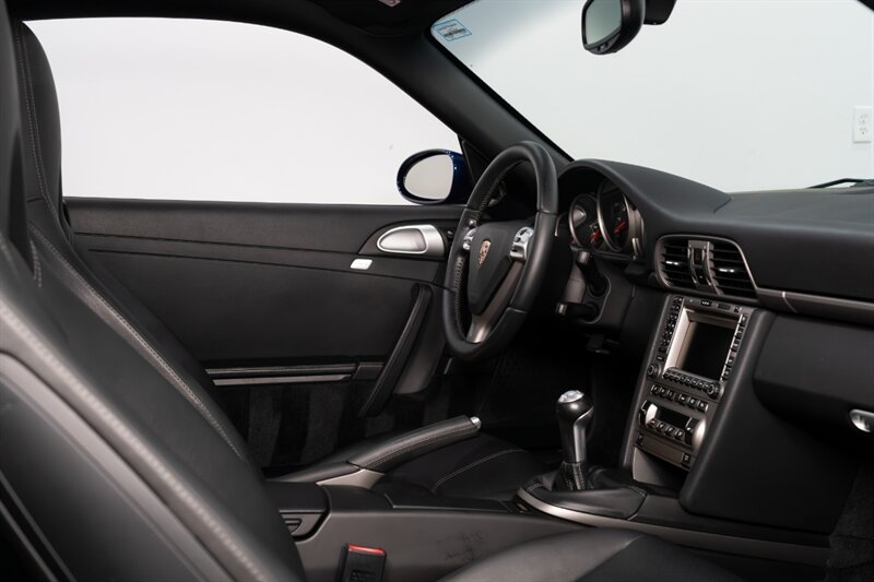 2007 Porsche 911 Carrera - Photo 36 - Neptune City, NJ 07753