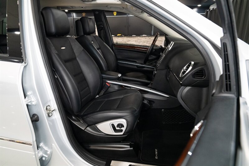 2008 Mercedes-Benz ML 63 AMG   - Photo 25 - Neptune City, NJ 07753