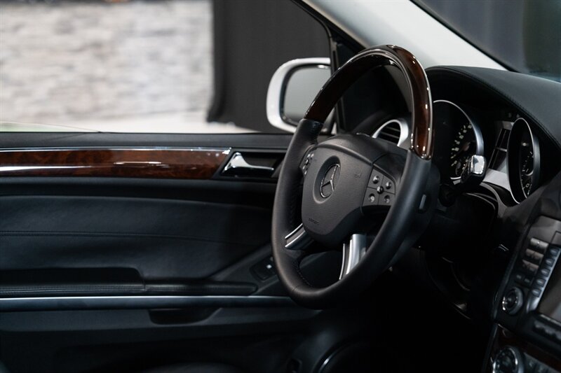 2008 Mercedes-Benz ML 63 AMG   - Photo 28 - Neptune City, NJ 07753