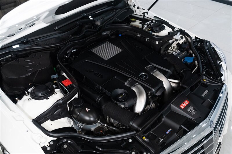 2012 Mercedes-Benz E 550 Sport 4MATIC - Photo 23 - Neptune City, NJ 07753