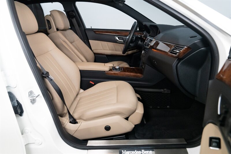 2012 Mercedes-Benz E 550 Sport 4MATIC - Photo 20 - Neptune City, NJ 07753