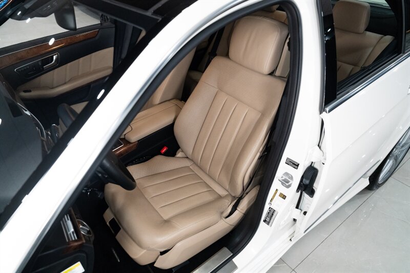 2012 Mercedes-Benz E 550 Sport 4MATIC - Photo 12 - Neptune City, NJ 07753