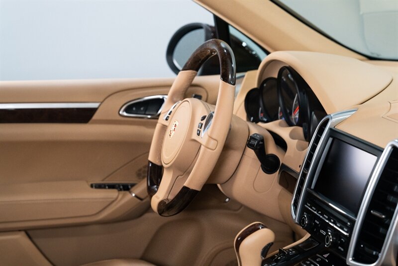 2014 Porsche Cayenne S   - Photo 27 - Neptune City, NJ 07753