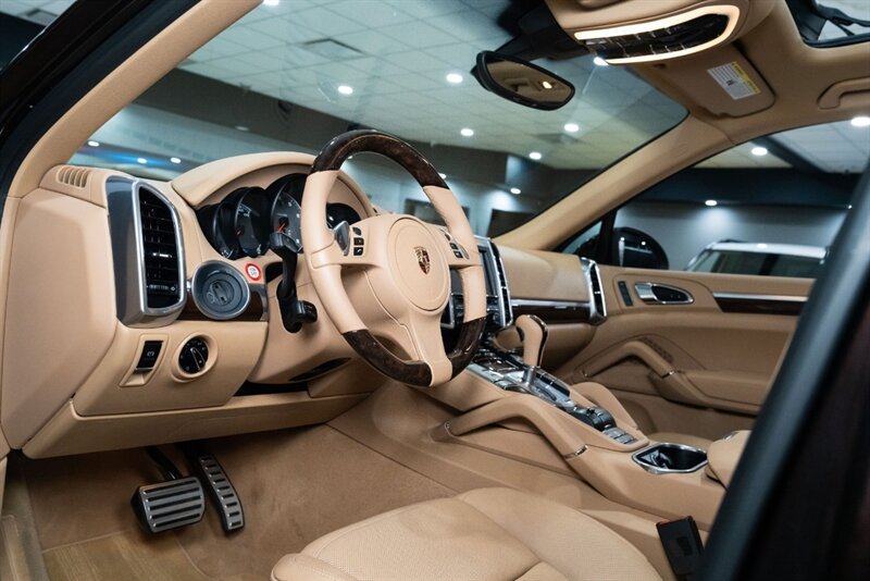 2014 Porsche Cayenne S   - Photo 22 - Neptune City, NJ 07753