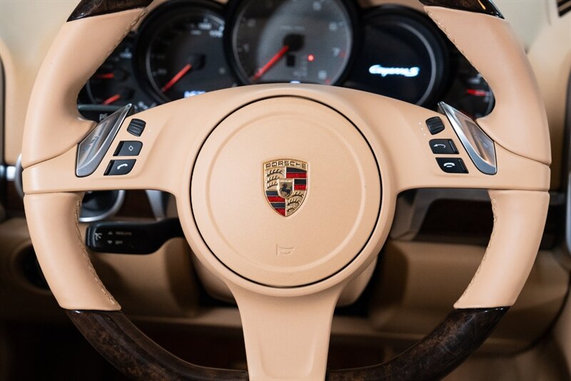2014 Porsche Cayenne S   - Photo 11 - Neptune City, NJ 07753