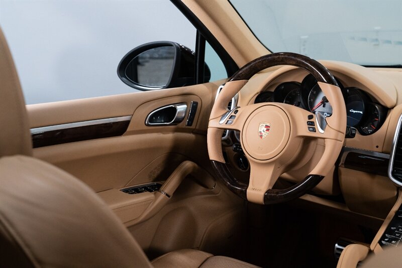 2014 Porsche Cayenne S   - Photo 47 - Neptune City, NJ 07753