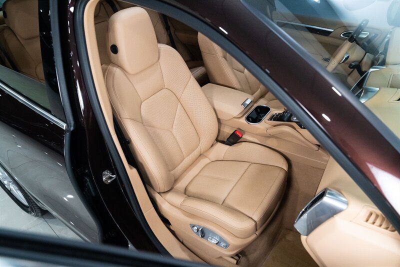 2014 Porsche Cayenne S   - Photo 31 - Neptune City, NJ 07753