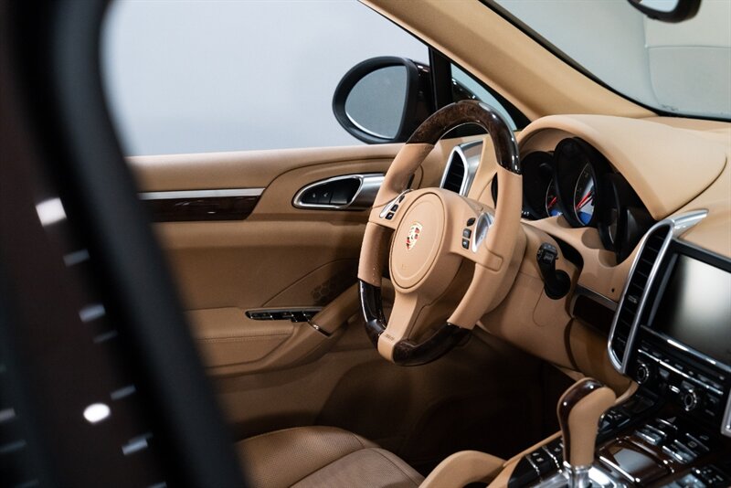 2014 Porsche Cayenne S   - Photo 48 - Neptune City, NJ 07753