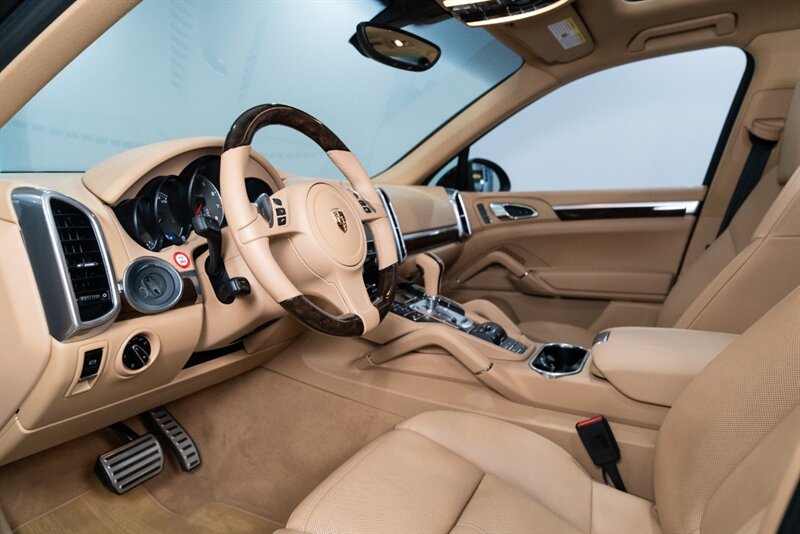 2014 Porsche Cayenne S   - Photo 32 - Neptune City, NJ 07753