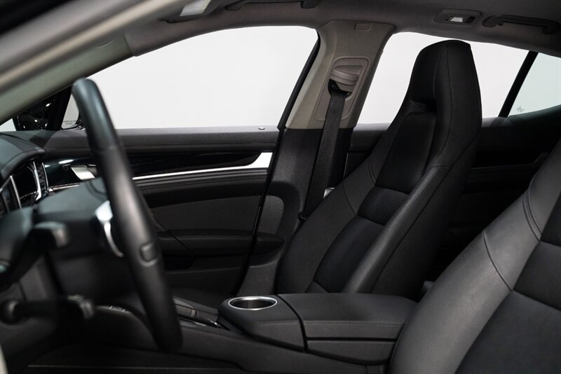 2014 Porsche Panamera S - Photo 25 - Neptune City, NJ 07753