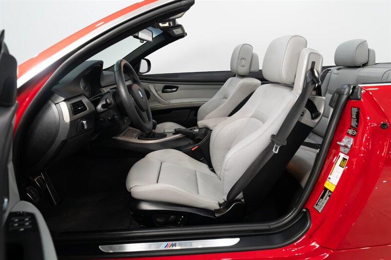 2013 BMW 3 Series 335is - Photo 32 - Neptune City, NJ 07753