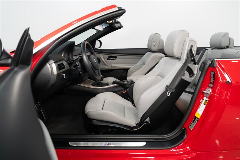 2013 BMW 3 Series 335is - Photo 33 - Neptune City, NJ 07753