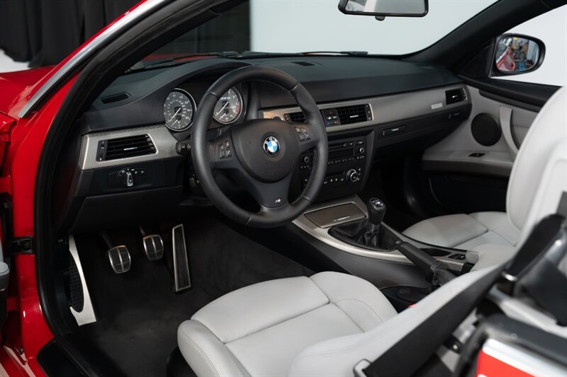 2013 BMW 3 Series 335is - Photo 27 - Neptune City, NJ 07753