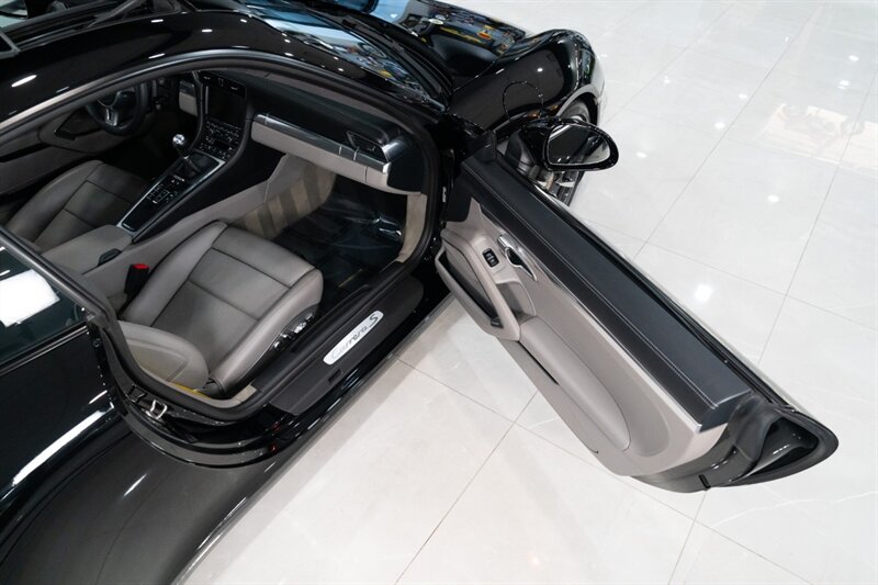2013 Porsche 911 Carrera S - Photo 13 - Neptune City, NJ 07753