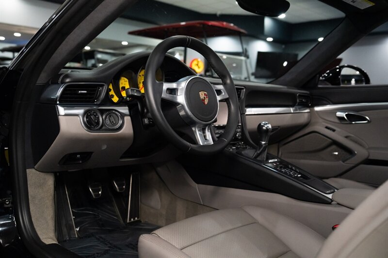 2013 Porsche 911 Carrera S - Photo 50 - Neptune City, NJ 07753